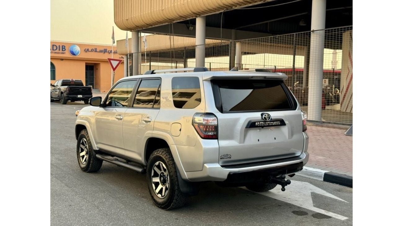 Toyota 4Runner 2018 TRD OFF ROAD 4x4 SUNROOF FULL OPTION US SPEC