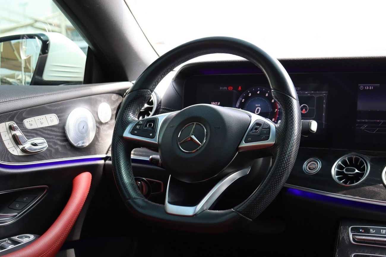 مرسيدس بنز E 200 كوبيه Mercedes-Benz E200 Coupe / 2018 / GCC / Free Accident / First Owner