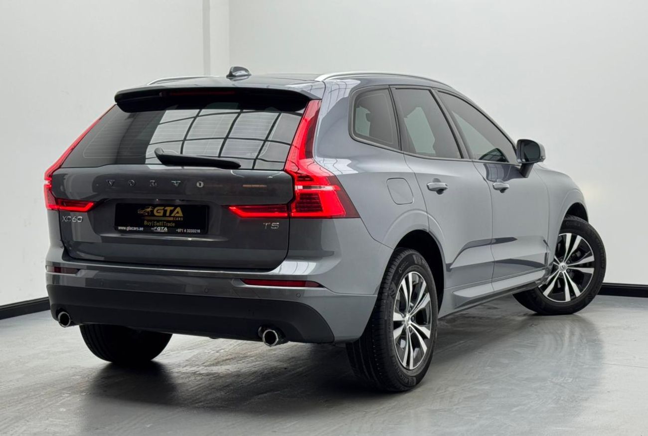 فولفو XC 60 T5 Momentum 2.0L AWD 2021 Volvo XC90 T5 Momentum, Full Service History, 1 Year Warranty, GCC