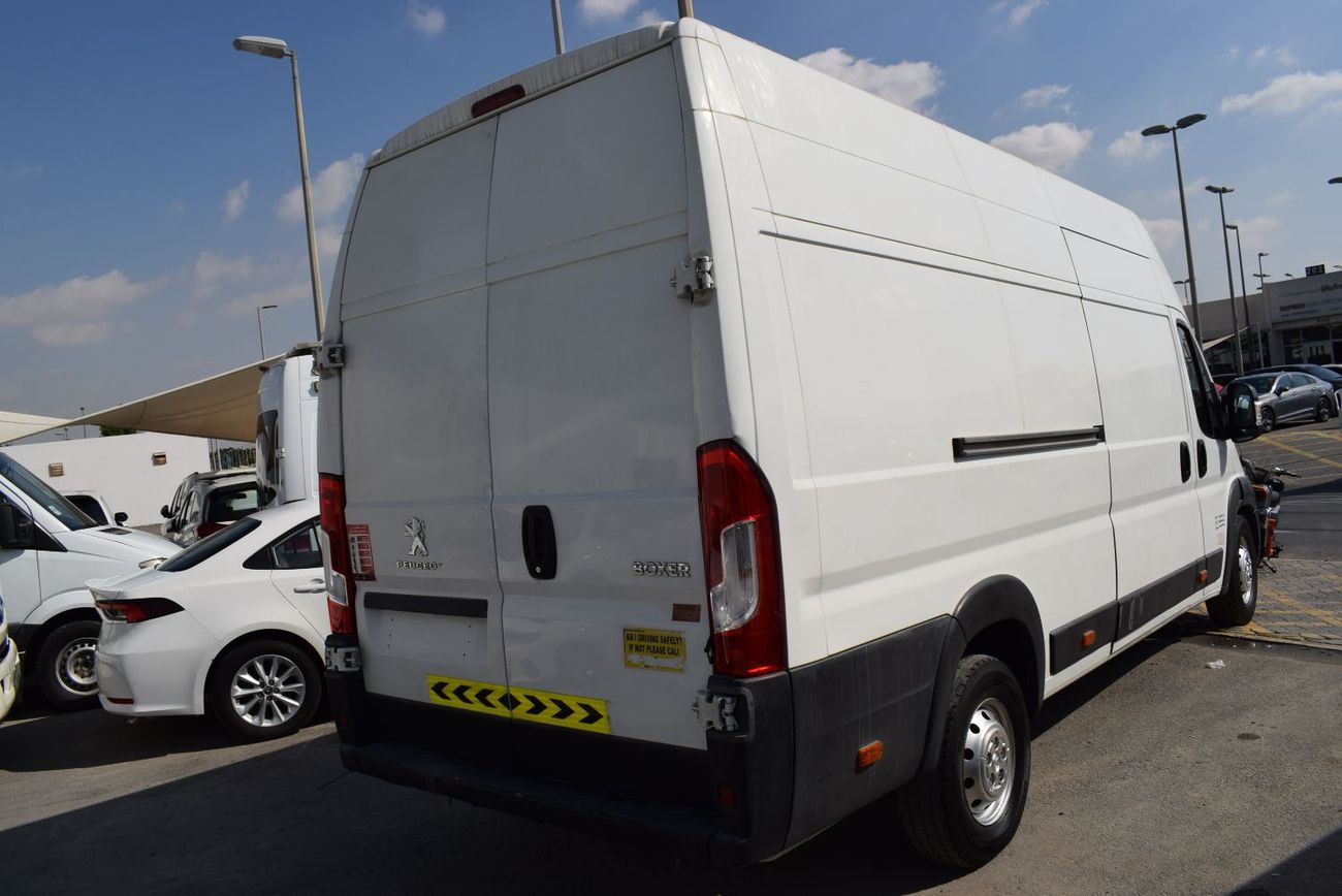Peugeot Boxer 2.2L Diesel (L4H3)