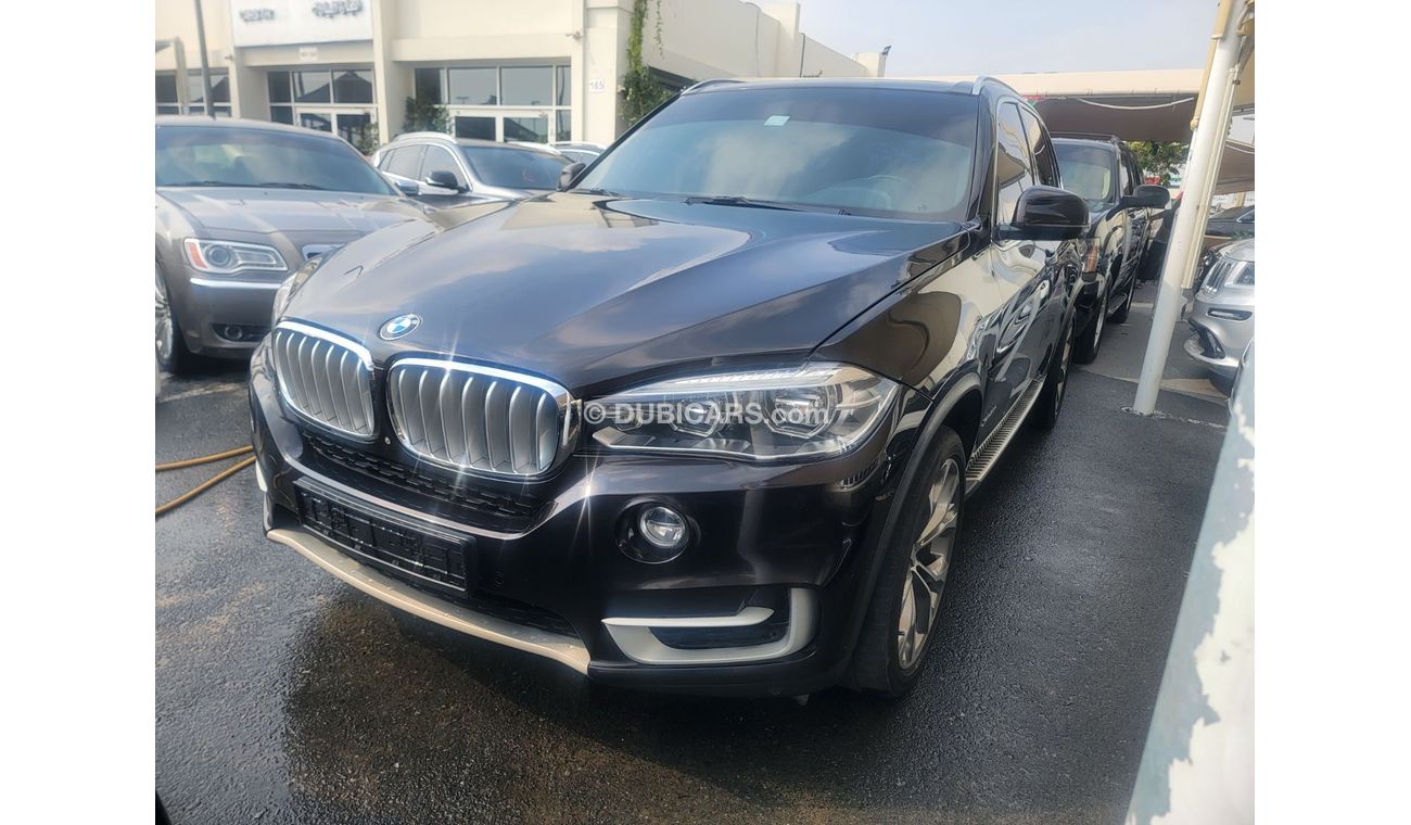 BMW X5 50i Luxury