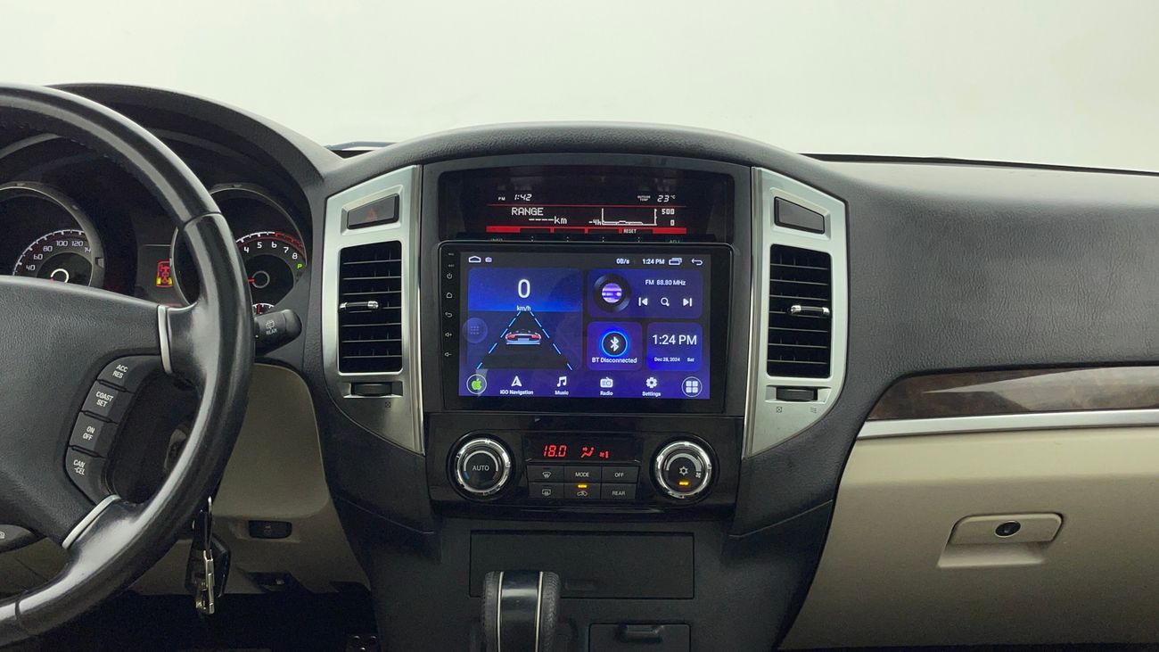 ميتسوبيشي باجيرو GLS MIDLINE 3.5 | بدون دفعة مقدمة | اختبار القيادة في المنزل