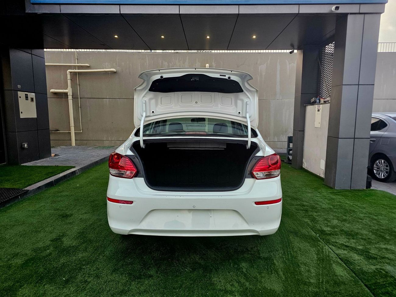 Kia Pegas EX GCC/ LOW MILEAGE/ LADY DRIVEN