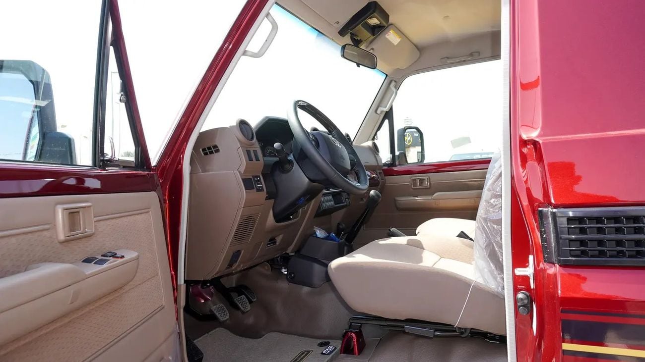 تويوتا لاند كروزر 70 LC79 LX Land Cruiser LC 79 S-C 4.0L PETROL - GCC Specs - Brand New!