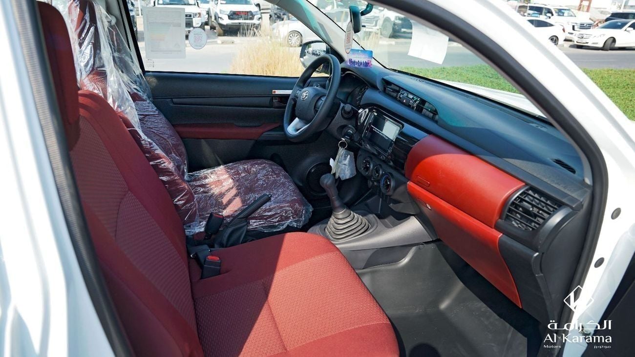 تويوتا هيلوكس GL  2.4L Single Cab D-4D |  Manual Transmission | GCC Specs | Power Windows & Mirrors