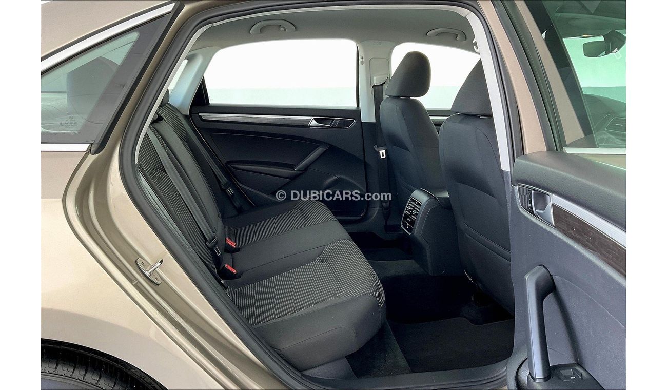 Volkswagen Passat SE