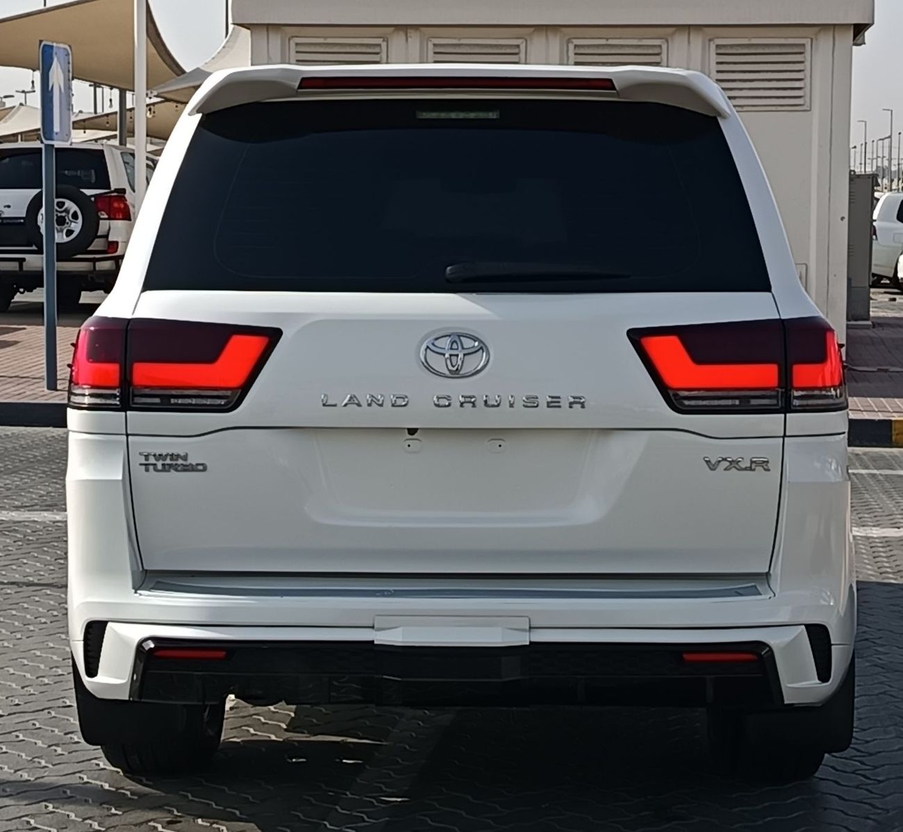 Toyota Land Cruiser