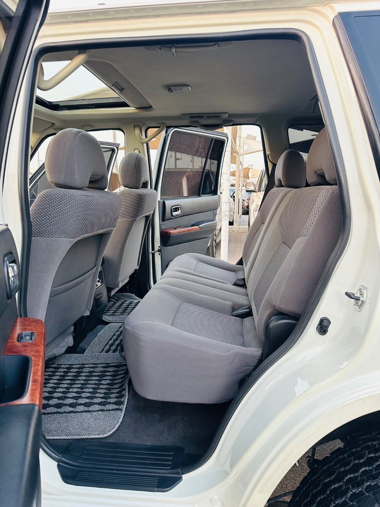 Nissan Patrol Safari 