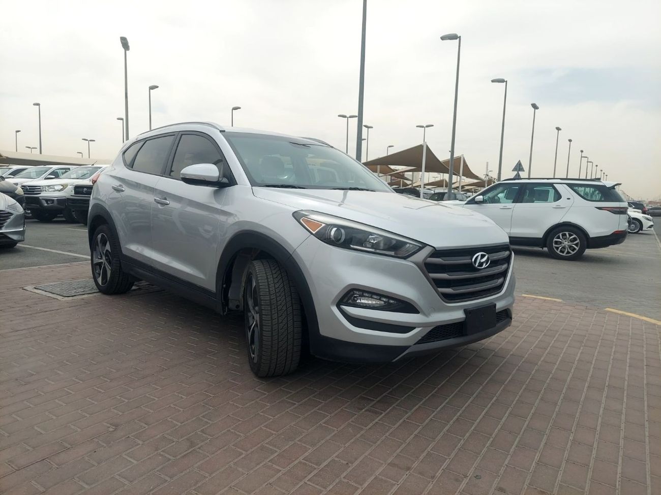 Hyundai Tucson 1.6L PETROL AUTOMATIC TRANSMISSION ( AMERICAN SPECS )