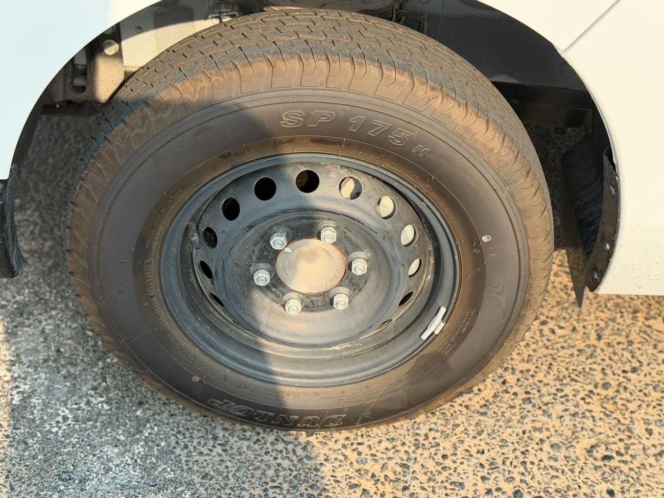 نيسان أورفان HIGH ROOF WIDE BODY