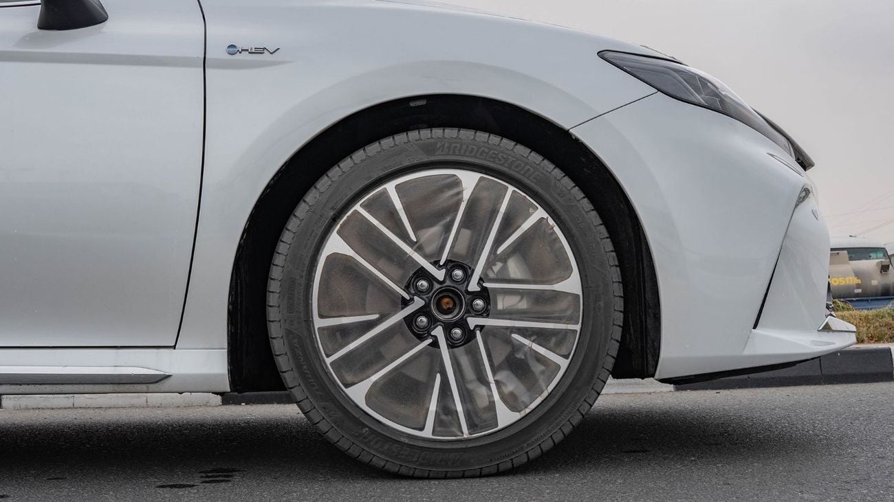 Toyota Camry 2026 Toyota Camry Limited 2.5L AT Hybrid