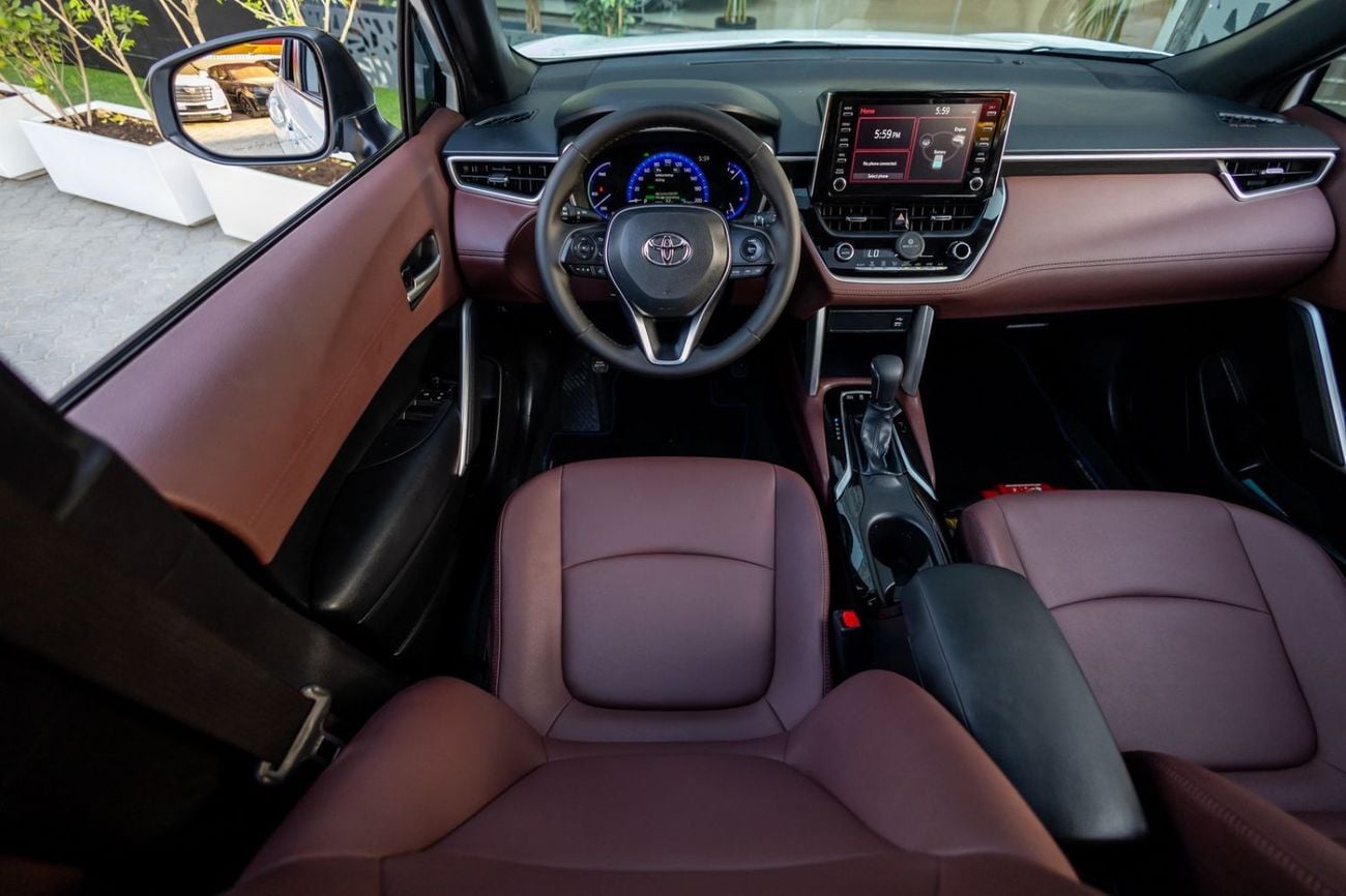 Toyota Corolla Cross GLI Toyota Corolla Cross Hybrid 2022 GCC | Warranty for 1,093.00 AED monthly