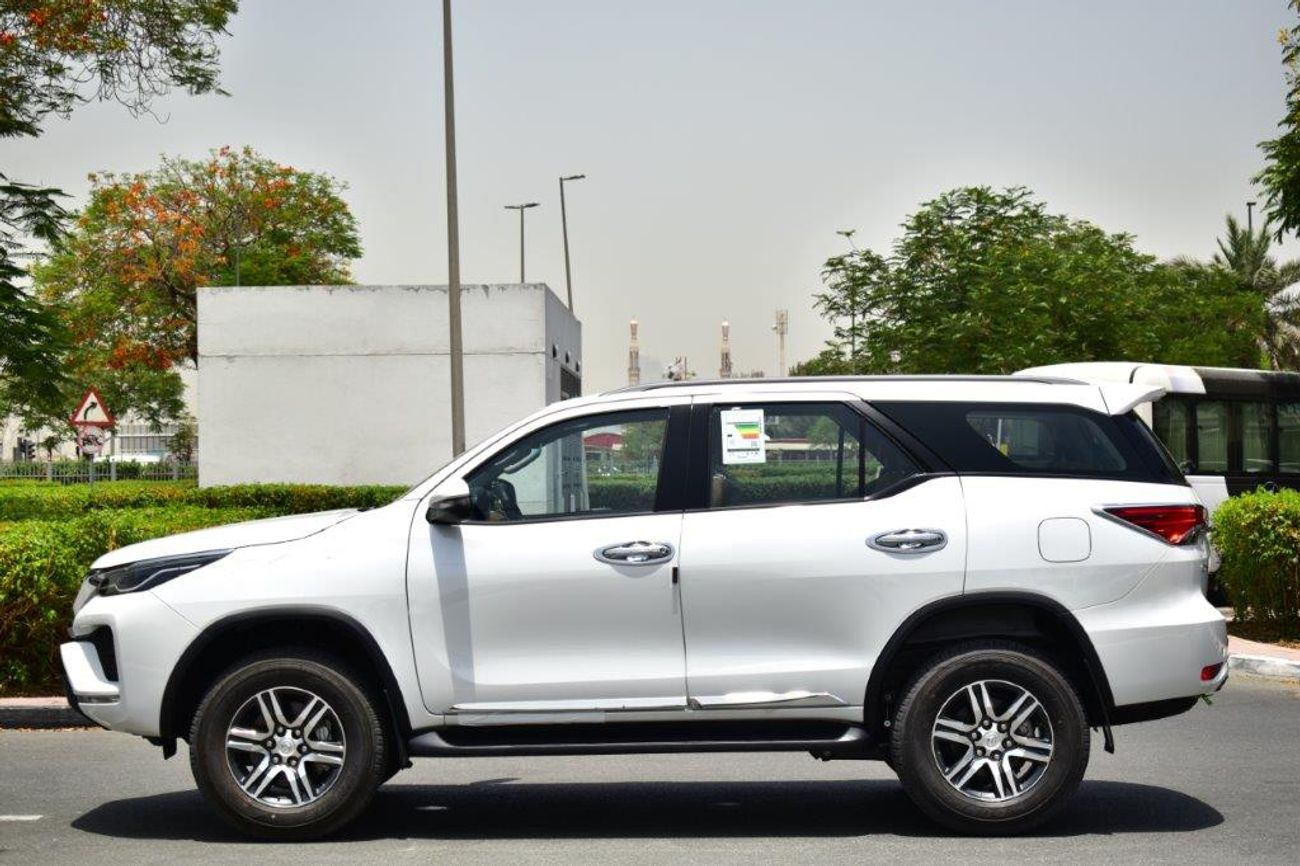 تويوتا فورتونر 2025 MODEL TOYOTA FORTUNER GXR LIMITED  2.7L PETROL 4WD 7 SEATER AUTOMATIC