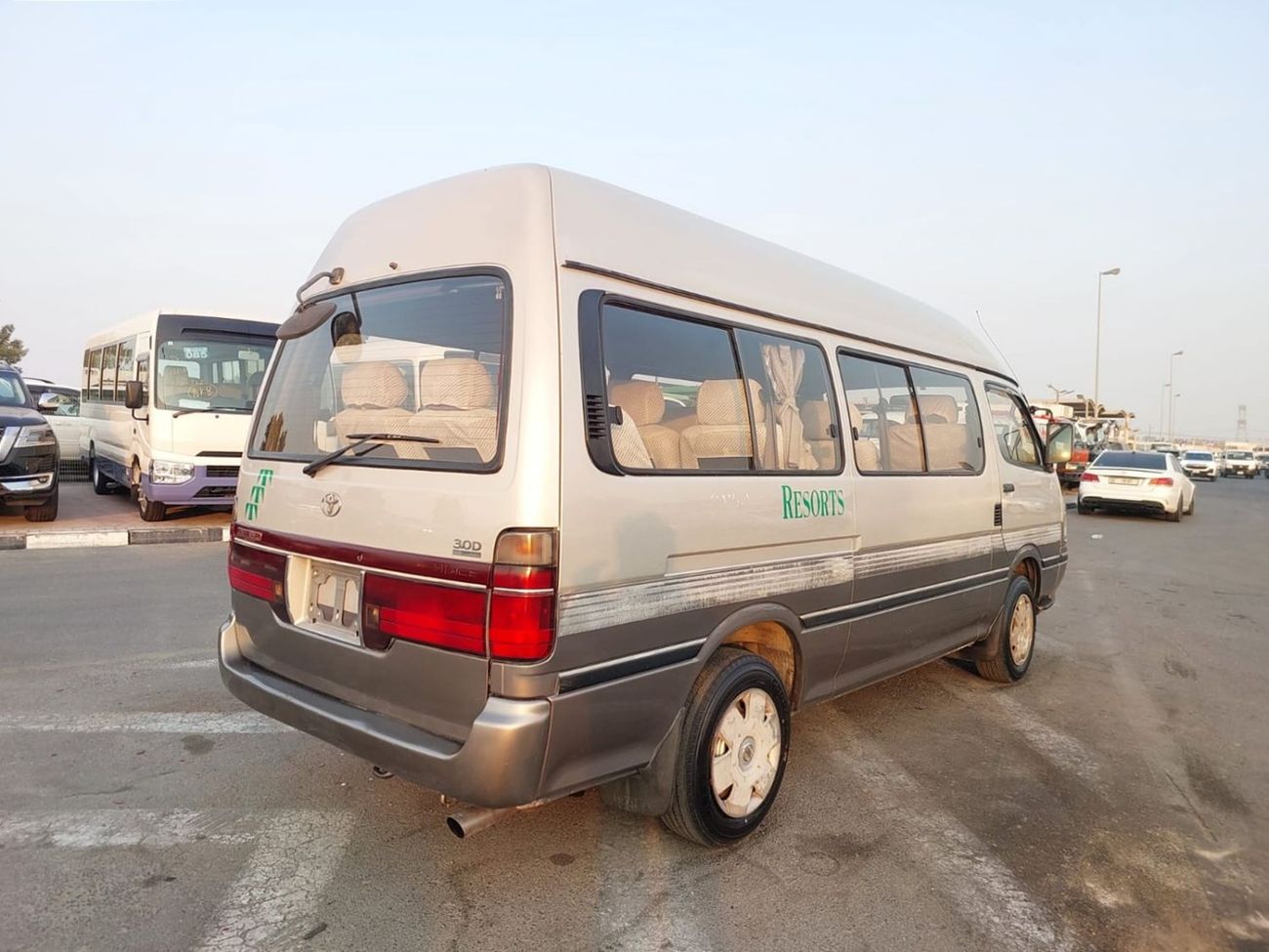 تويوتا هاياس TOYOTA HIACE VAN RHD 1996 MODEL 2.9 L DIESEL AUTOMATIC(PM04144)