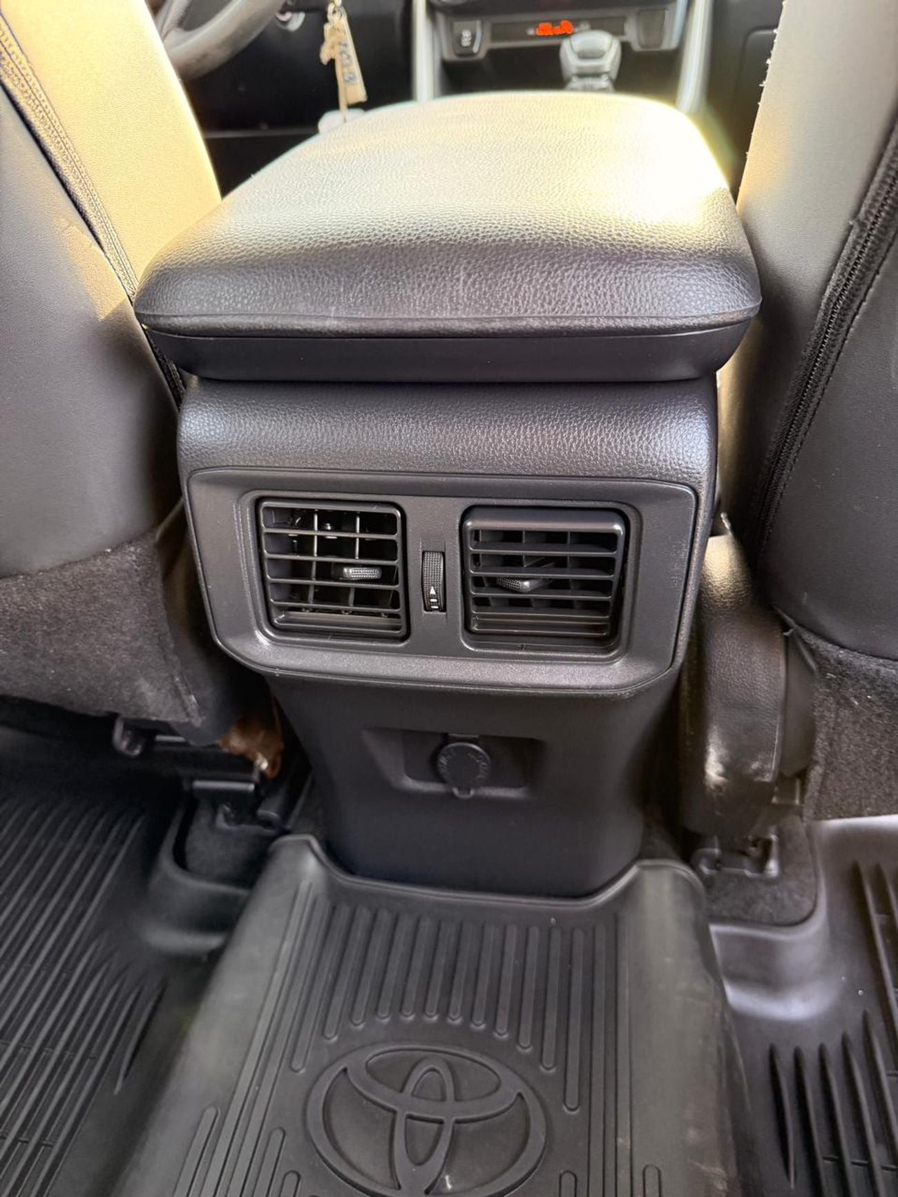 تويوتا راف ٤ RAV4 2023 2.5L