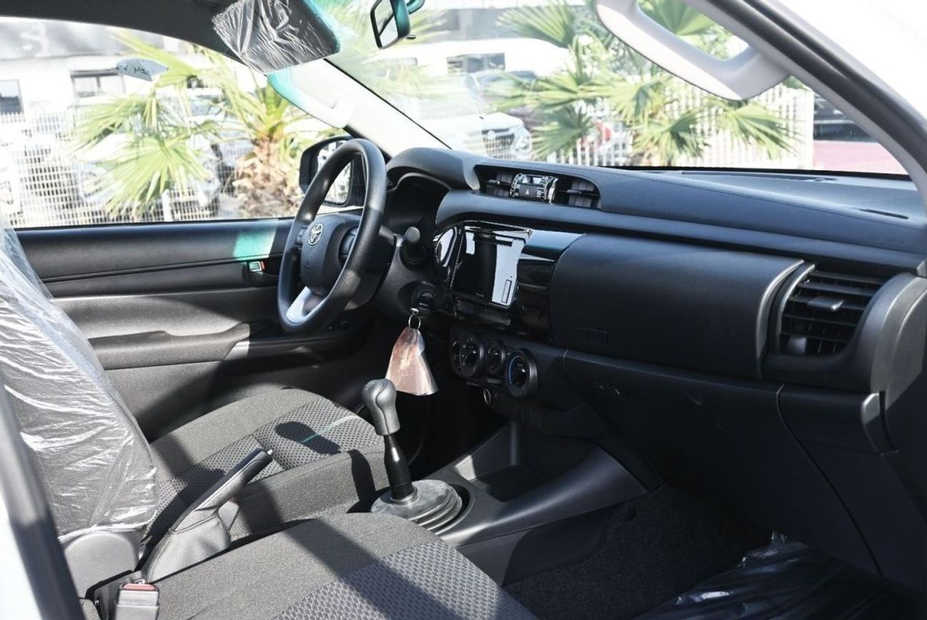 تويوتا هيلوكس تويوتا هايلكس دي ال اكس 2024 4WD 2.4 L Diesel