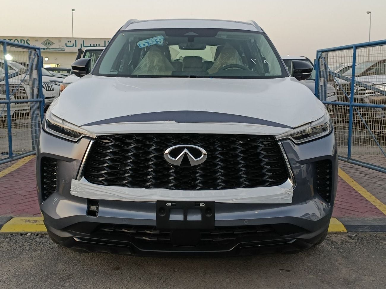Infiniti QX60 LUXE LUXURY / CLIMATE PACKAGE / 3.5L PETROL V6/ PANORAMIC ROOF / (CODE # IQX60L)