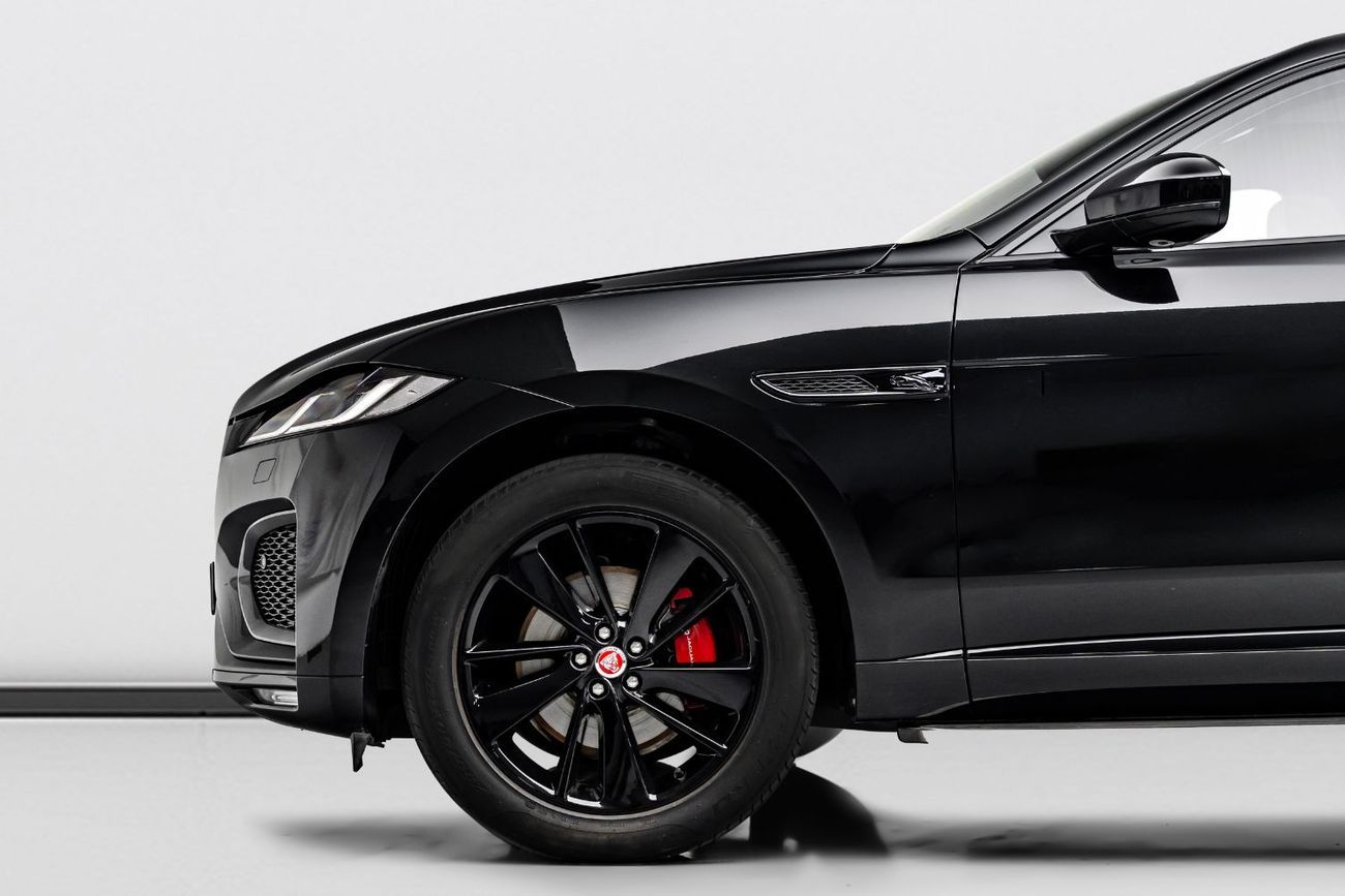 جاكوار F بيس R-Dynamic SE 2.0L