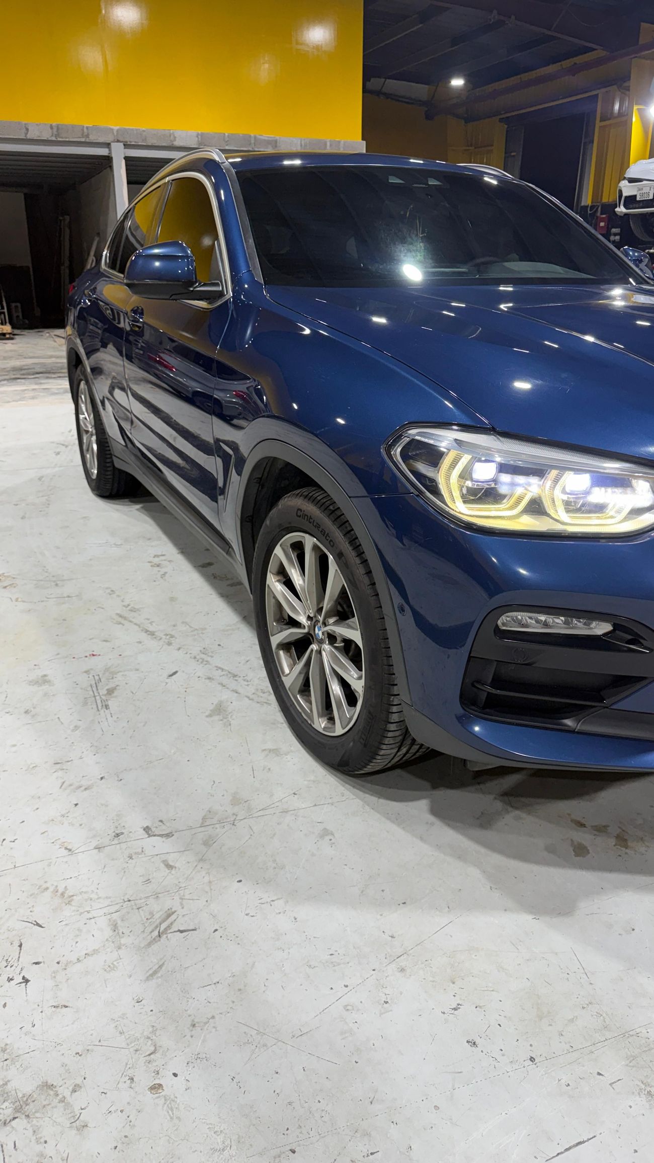 بي أم دبليو X4