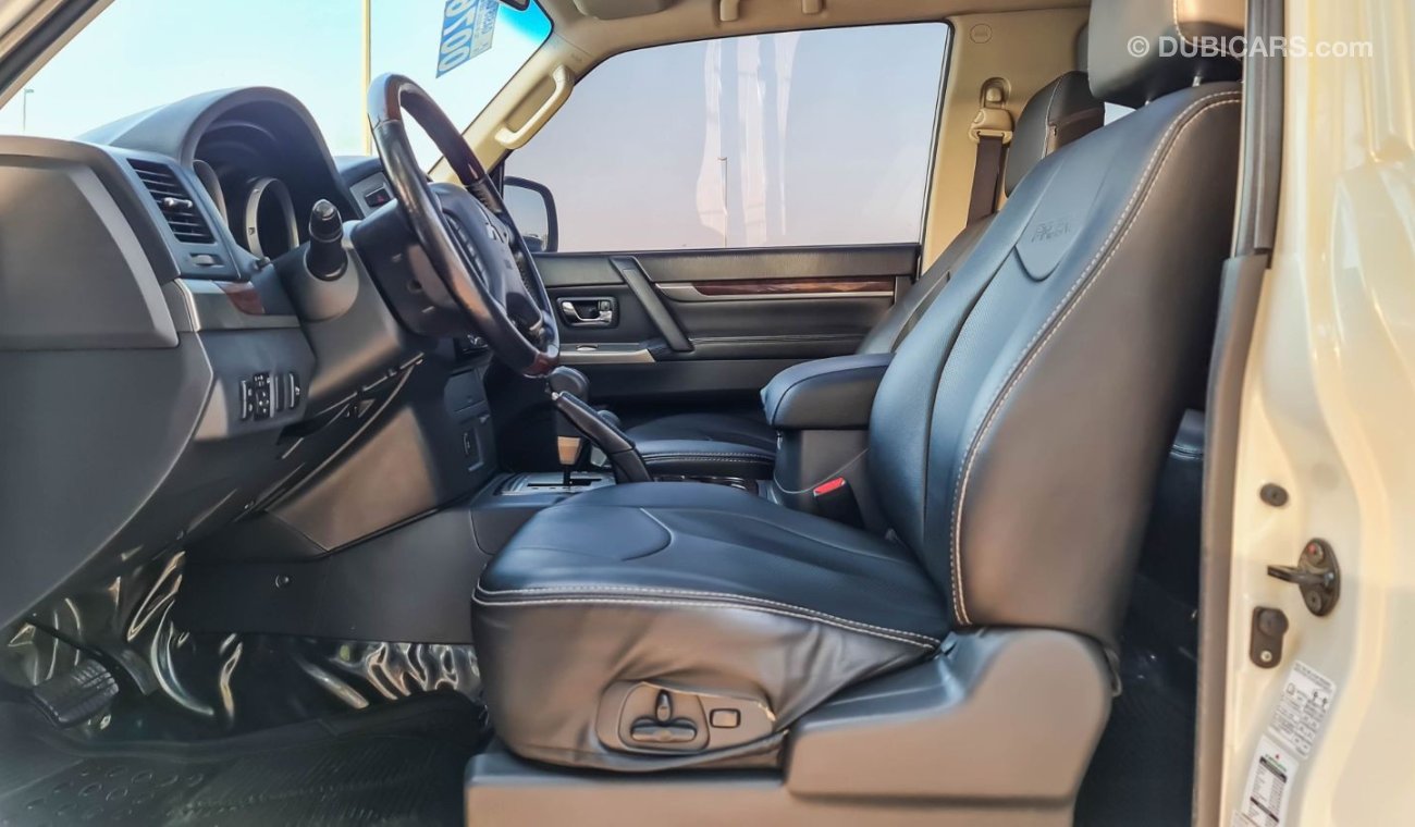 Mitsubishi Pajero SWB 2017 3.8L Agency Warranty Full Service History GCC