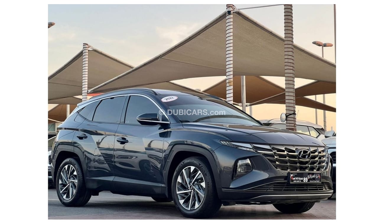 Used Hyundai Tucson Premium 2022 for sale in Sharjah - 697028