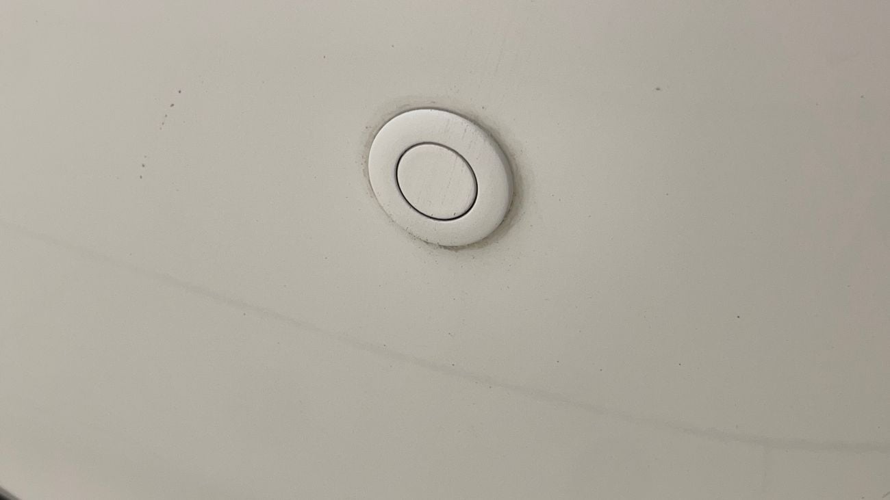 Nissan Sunny SV 1.5 | Zero Down Payment | Home Test Drive