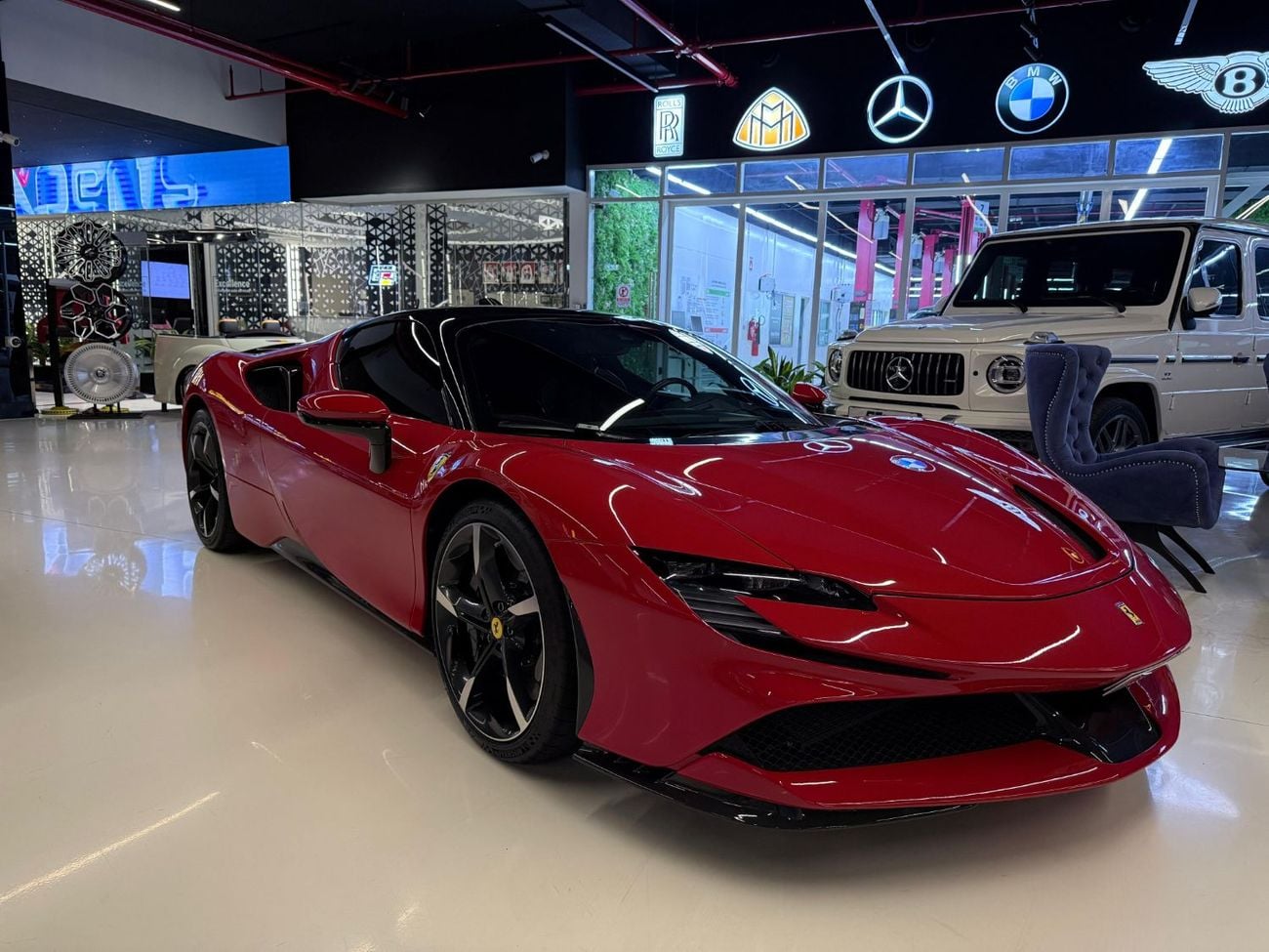 فيراري SF90 ستراديل STRADALE