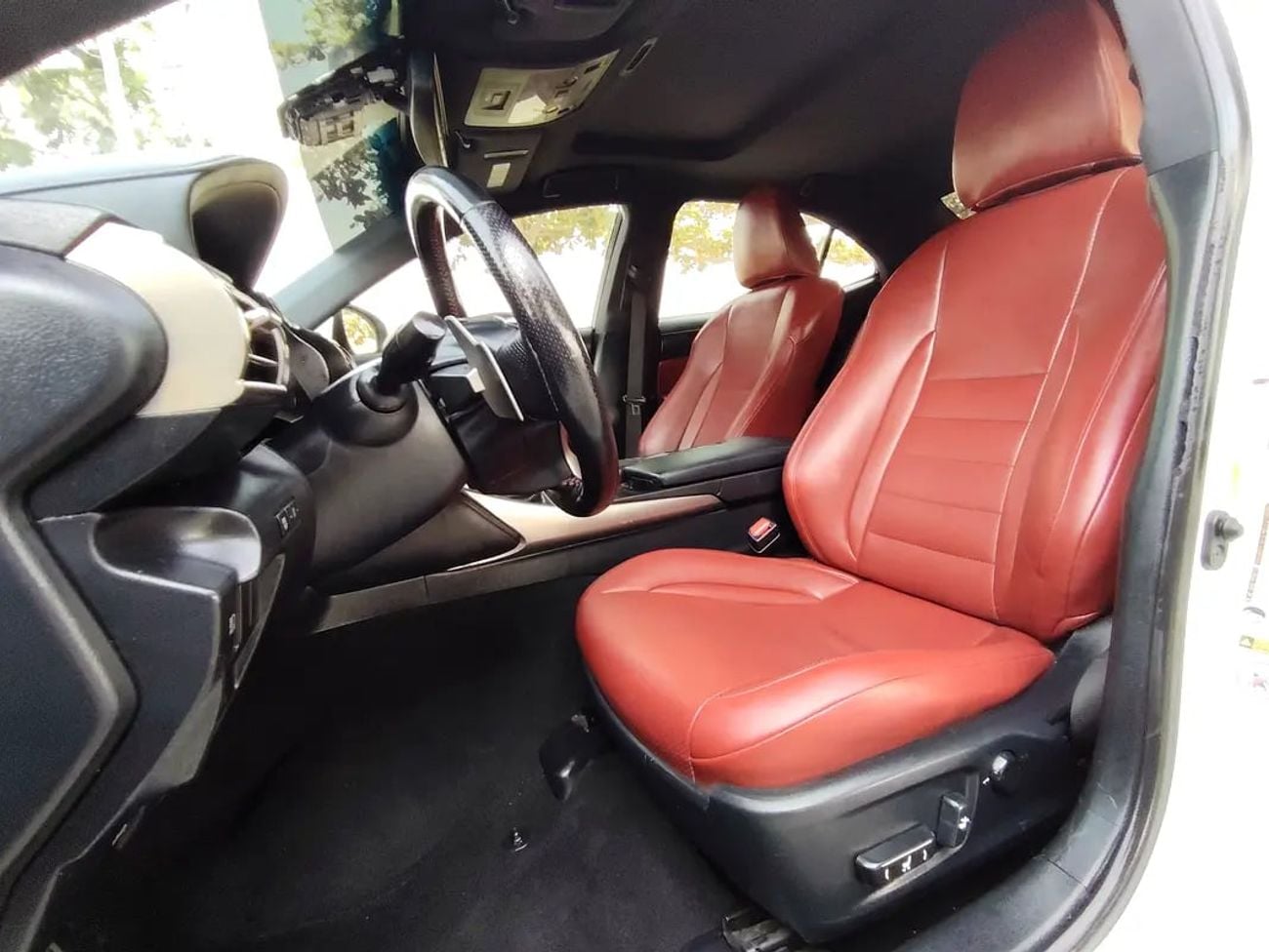 لكزس IS 300 IS 300 Platinum | Well Maintained | American Specs Premium Condition V6