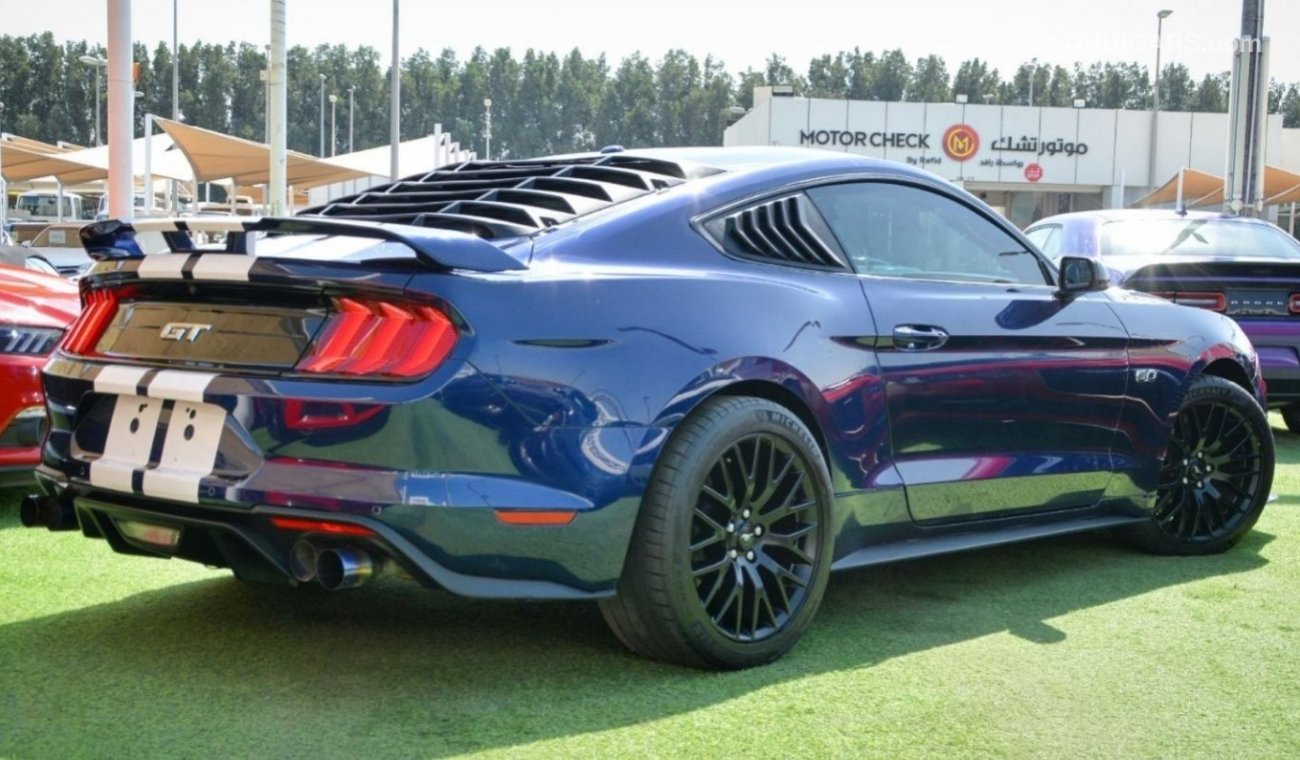 فورد موستانج Mustang GT V8 2019/Performance Package/Original Airbags/Low Miles/Very Clean