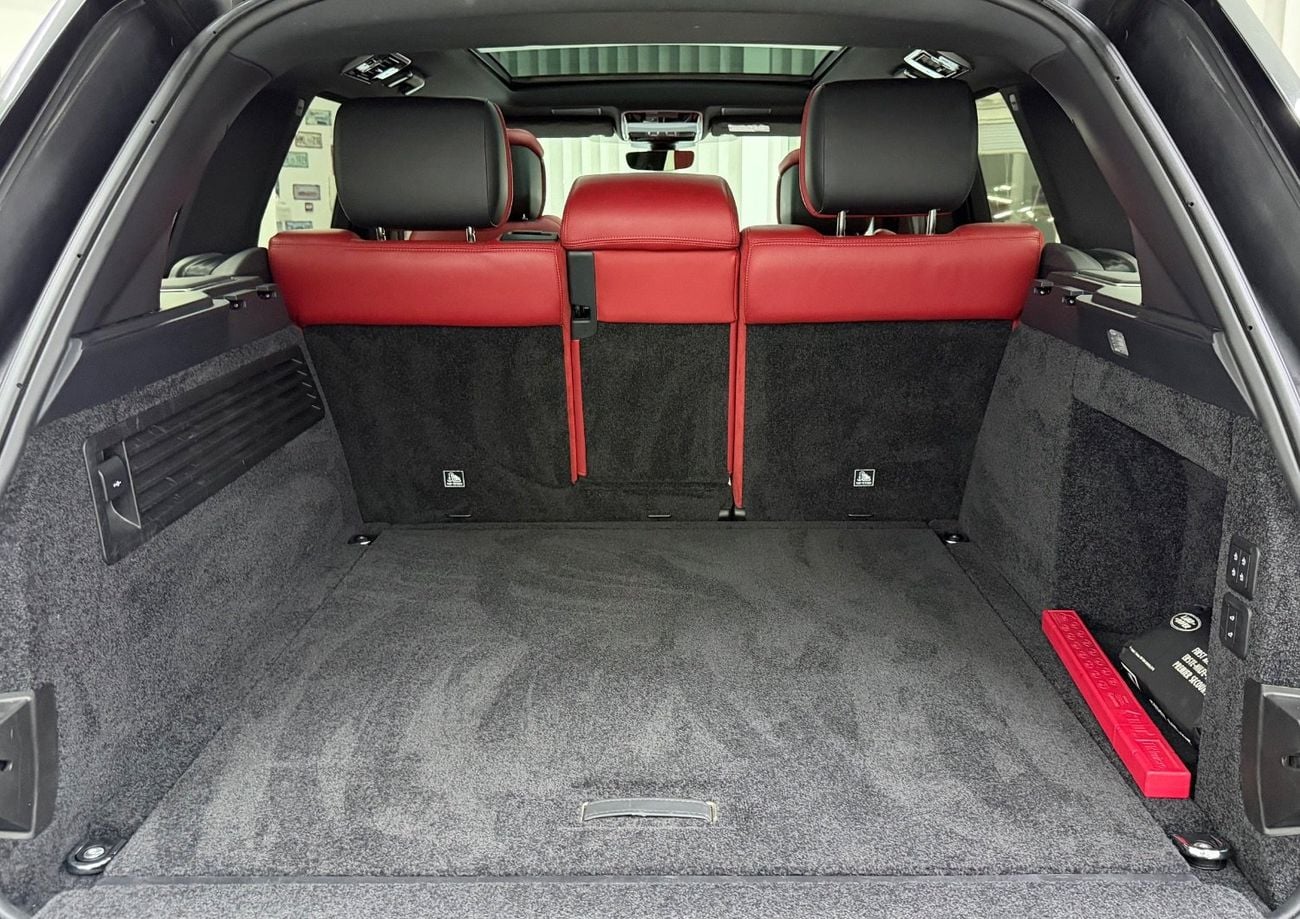 لاند روفر رينج روفر SE .. P400 .. FSH .. V6 .. Perfect Condition