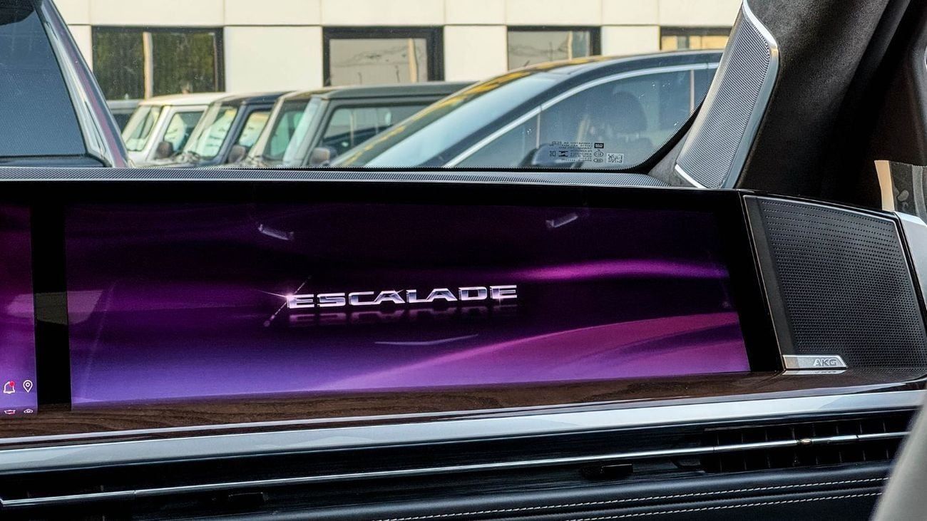 Cadillac Escalade Sport Platinum 6.2L 4WD Sport Platinum 2025 Brand New American Specs 6.2L V8