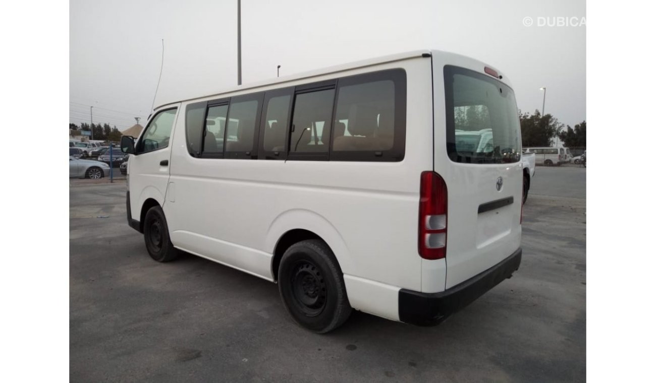 Toyota Hiace 2011, [Left Hand Drive], Manual 2.7CC, Perfect Condition, 10 Seater, Petrol.