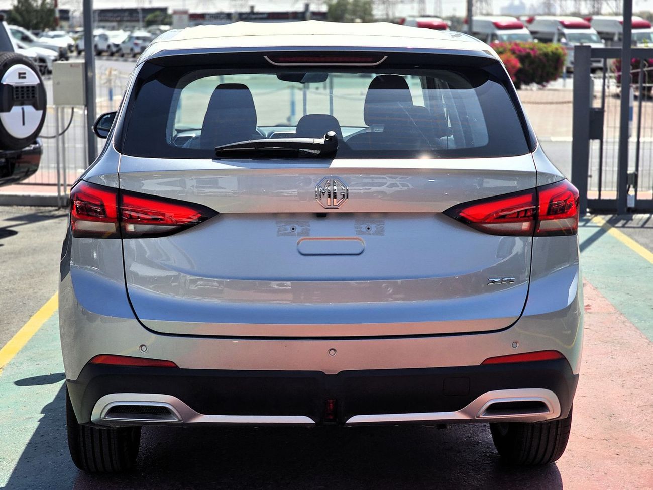 MG ZS MG zs New Shape STD1.5l A/T  Silver Color 2026 Model