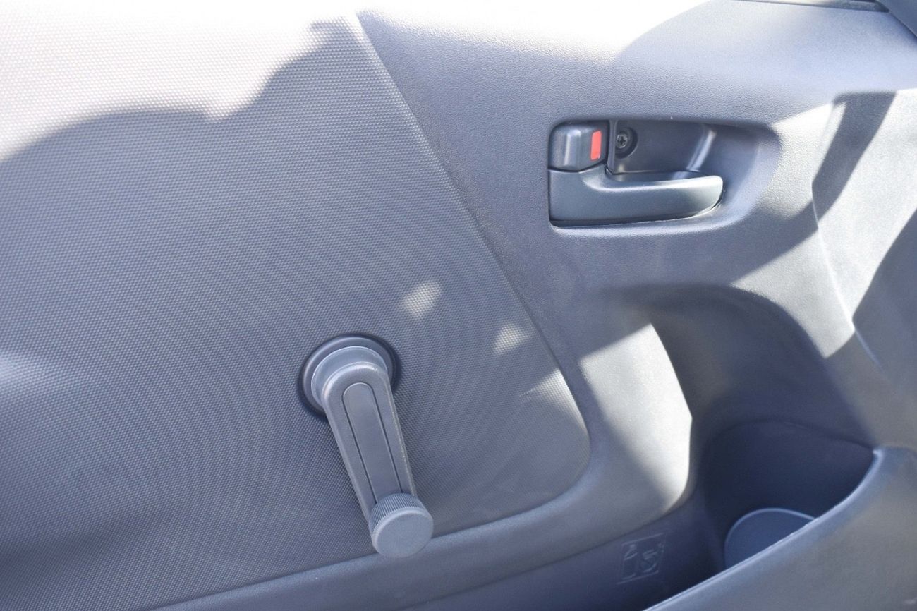 Toyota Hiace GL 2.7L