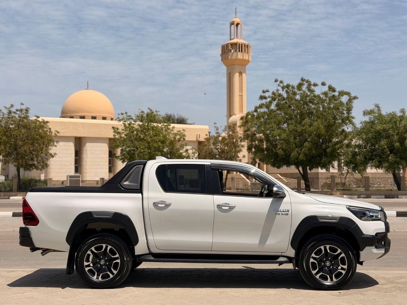Toyota Hilux SGLX SR5 export from Australia