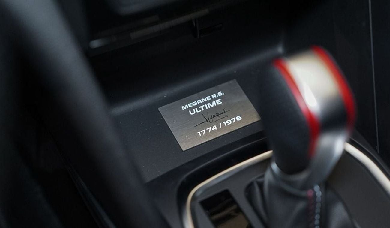 Renault Megane Megane RS Ultime 1/1976 - AED 3,438 P/M - Warranty till 06/2029