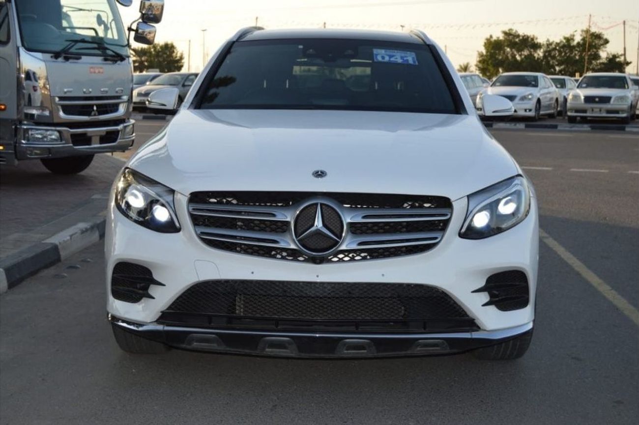 Mercedes-Benz GLC 200 Full option leather seats clean car
