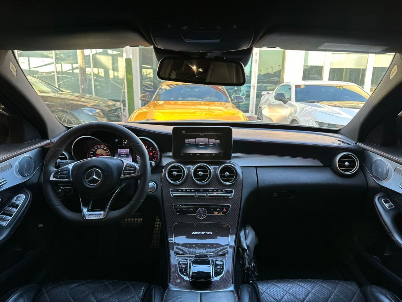 مرسيدس بنز C 63S AMG مرسيدس بنز AMG C63S خليجي 2015 بحاله ممتازه