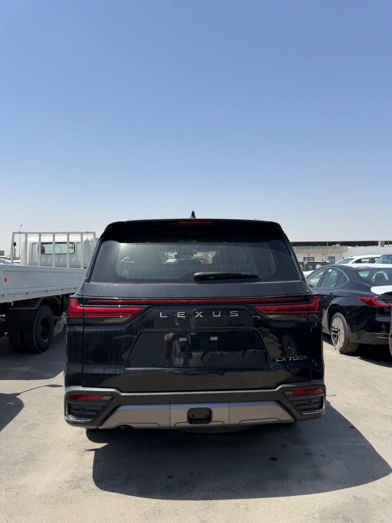 Lexus LX 700h