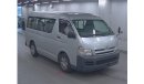 Toyota Hiace 2005