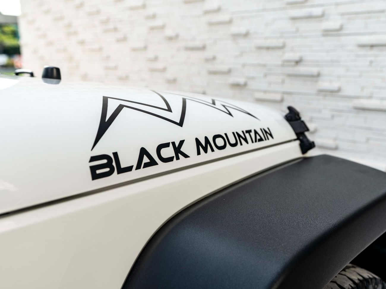 جيب رانجلر Sport 3.6L A/T (5 Seater)