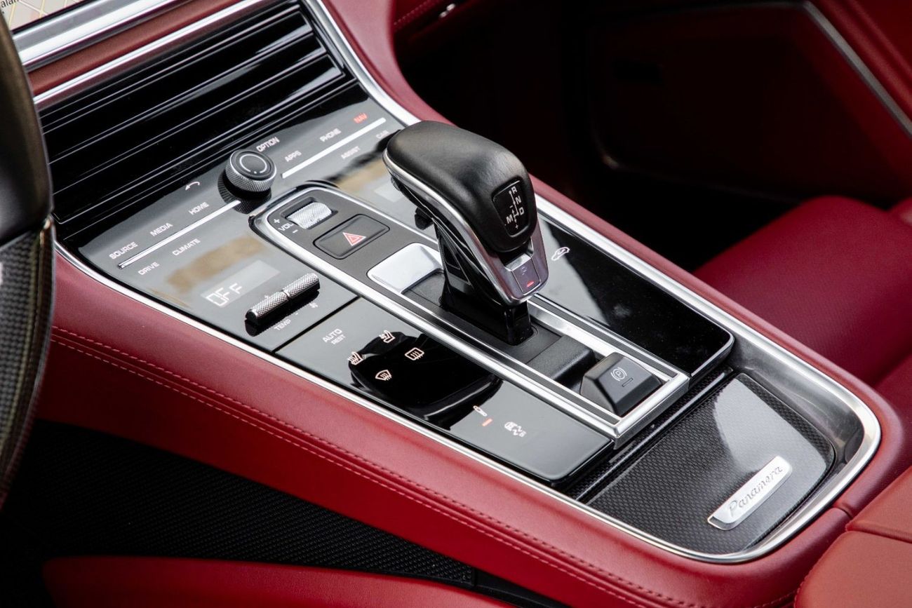 Porsche Panamera Turbo | 6,887 P.M (4 Years)⁣ | 0% Downpayment | Excellent Condition!