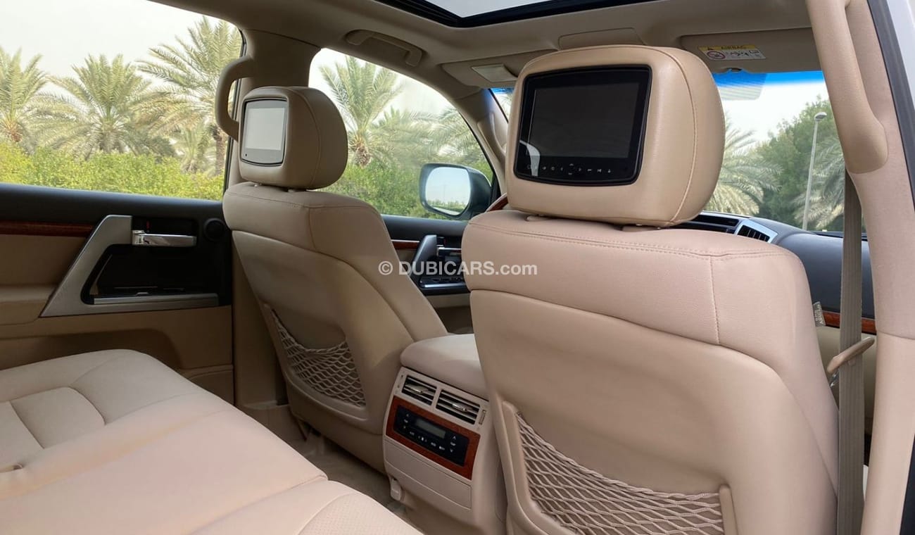 Toyota Land Cruiser VXR