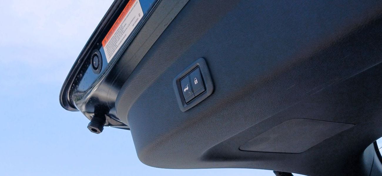 ميتسوبيشي آوتلاندر P Line 2.5L Petrol 4WD 2026YM