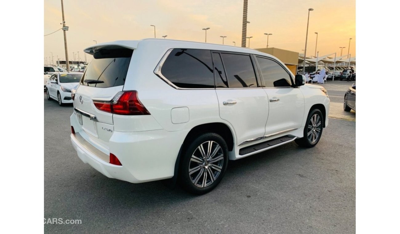 Lexus LX570