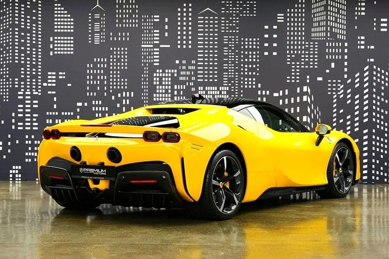فيراري SF90 ستراديل STRADALE