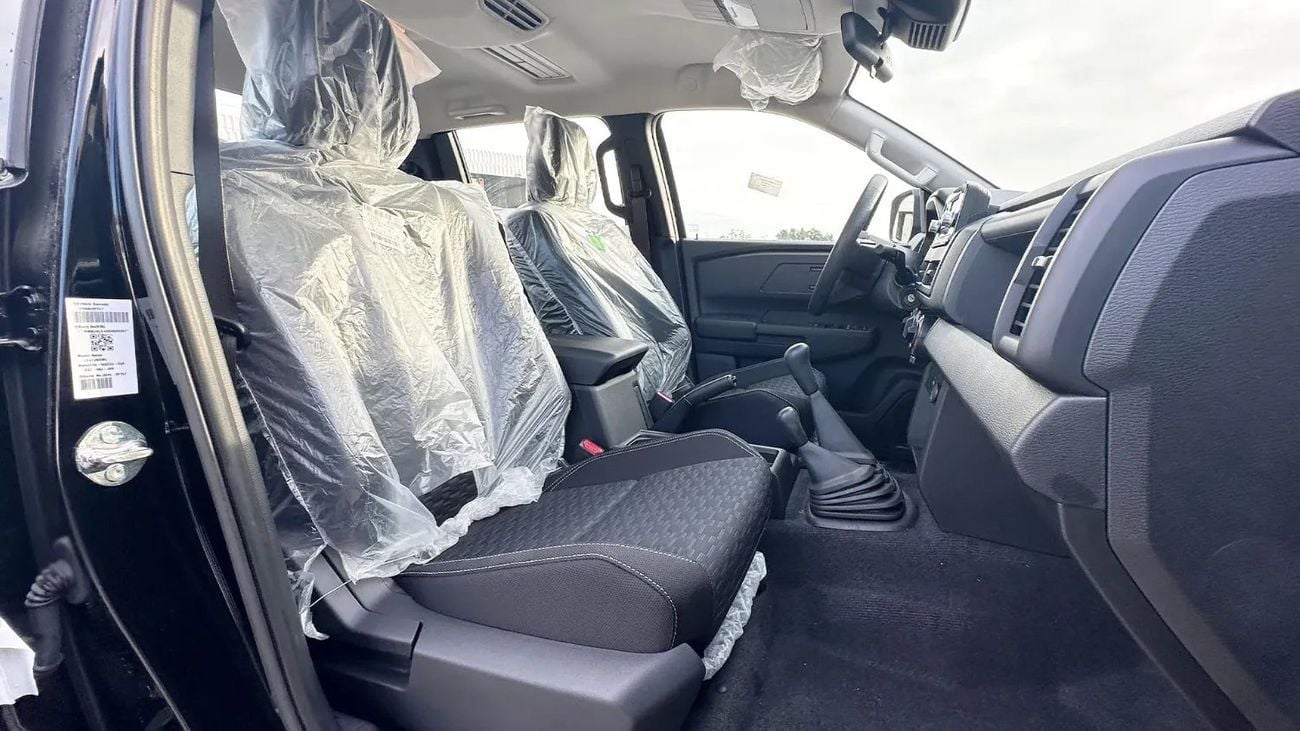 ميتسوبيشي L200 GLS 2.4L Petrol DC 4WD Manual