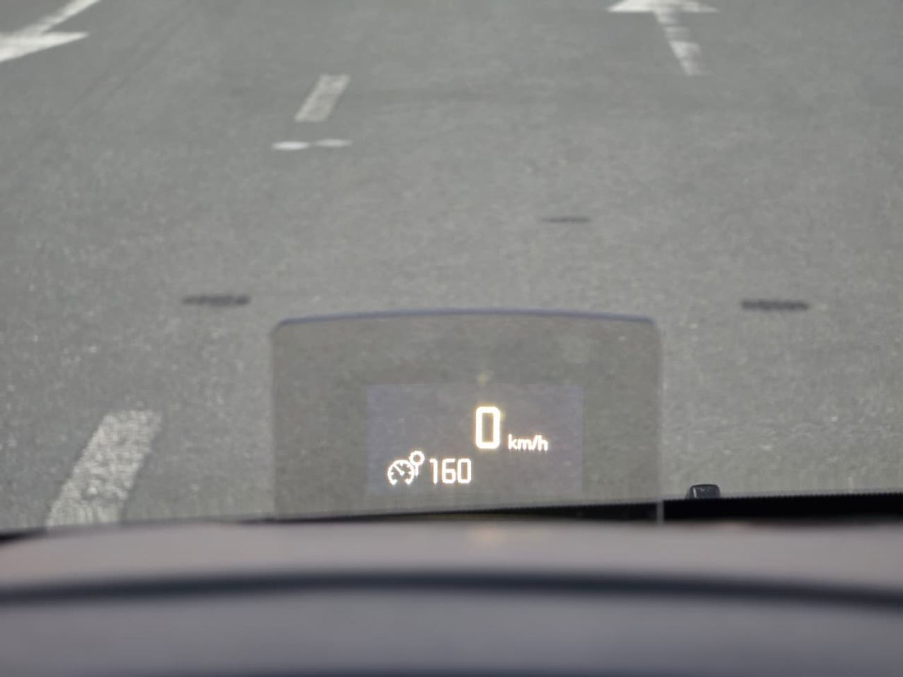 Peugeot Traveller PEUGEOT TRAVELLER VIP DIESEL 2020 2KEYS // FULL OPITION // ORGINAL PAINT