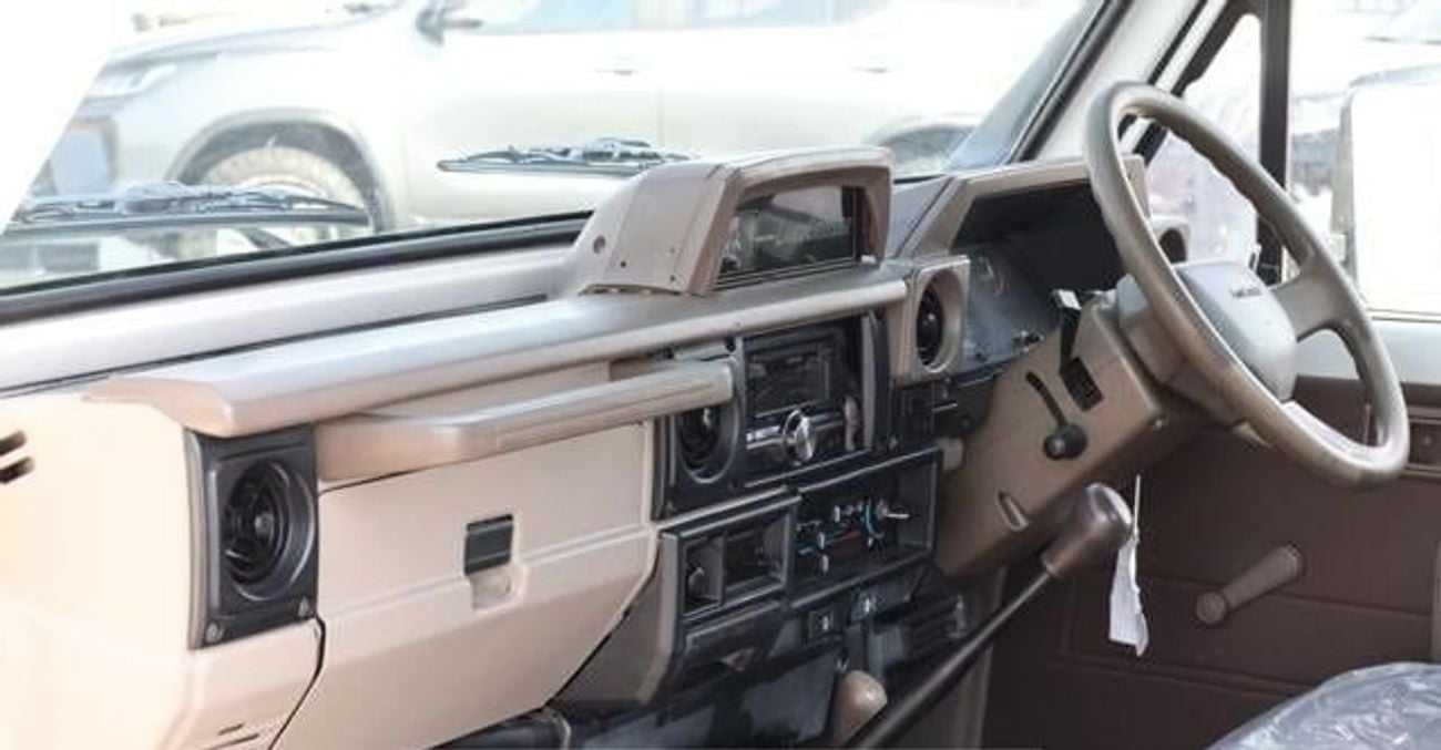 Toyota Land Cruiser TOYOTA LAND CRUISER SINGLE CABIN VINTAGE 1995