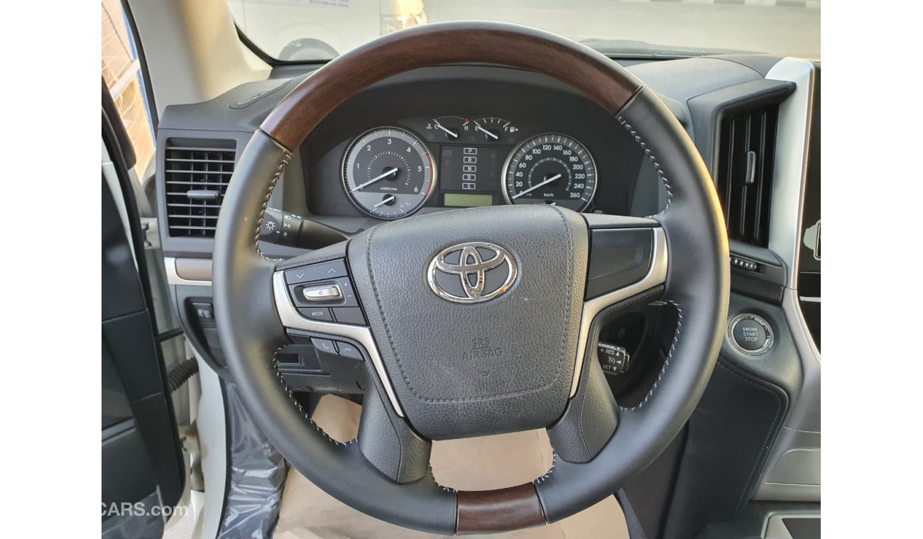 Toyota Land Cruiser 4.5L Diesel, 18" Tyres, LED Headlights, Front & Rear A/C, Fabric Seats,  (CODE # GXRW2021)